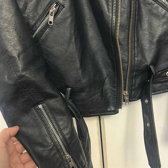 Urban Outfitters biker jacket 🦅 - Picture 3 of 4